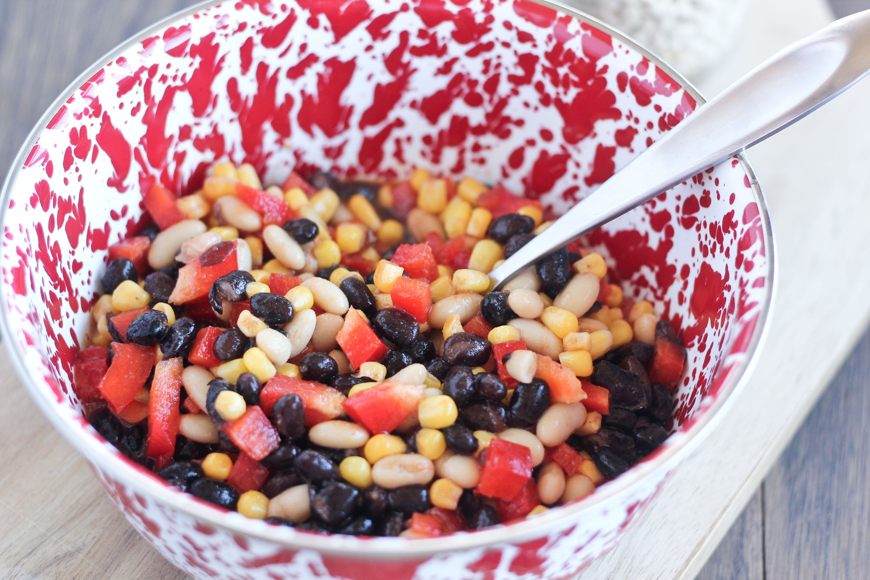 An image depicting the delicious black and white bean salad recipe.